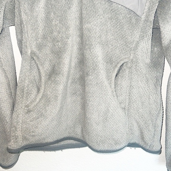 Patagonia Gray Button Snap Pullover Fleece 100% Polyester Jacket - Picture 3 of 12